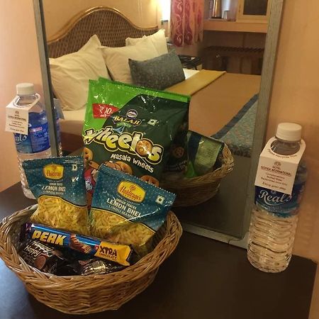 Hotel Gopika International パナジ エクステリア 写真